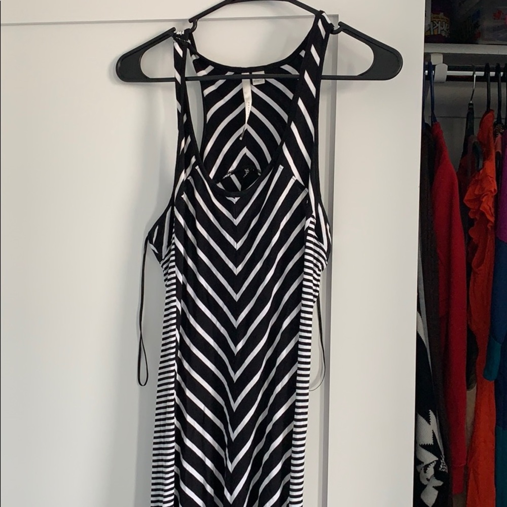 Black and white Lauren Conrad maxi dress